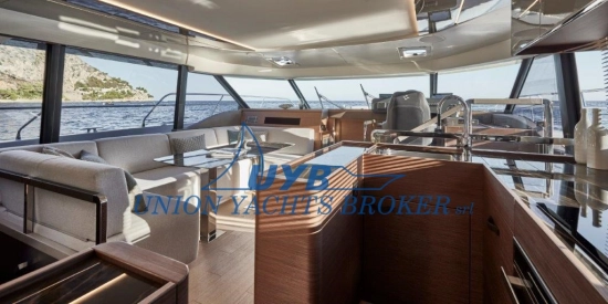 Prestige M48 CATAMARANO A MOTORE novos à venda
