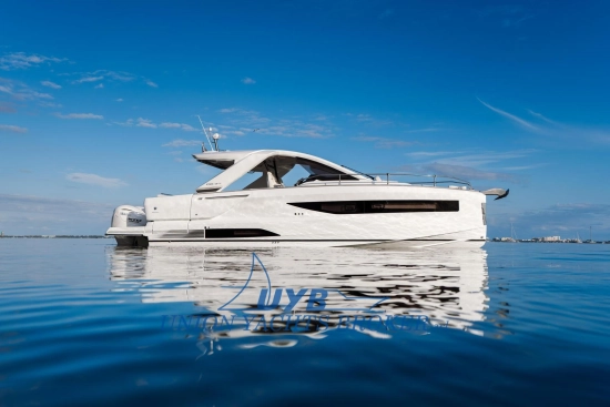 Jeanneau DB 37 nuova in vendita