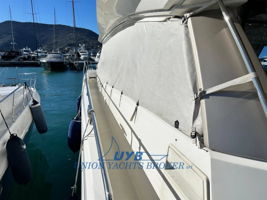 Prestige 680 Fly usado à venda