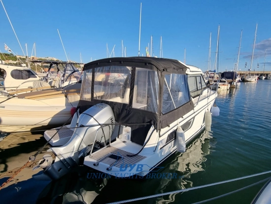 Jeanneau Merry Fisher 795 usado à venda
