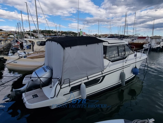 Jeanneau Merry Fisher 795 usado à venda
