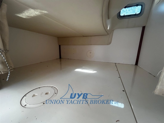 Boston Whaler 305 CONQUEST usata in vendita