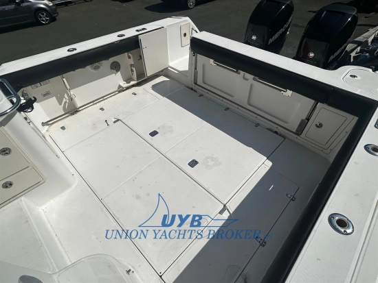 Boston Whaler 305 CONQUEST usata in vendita