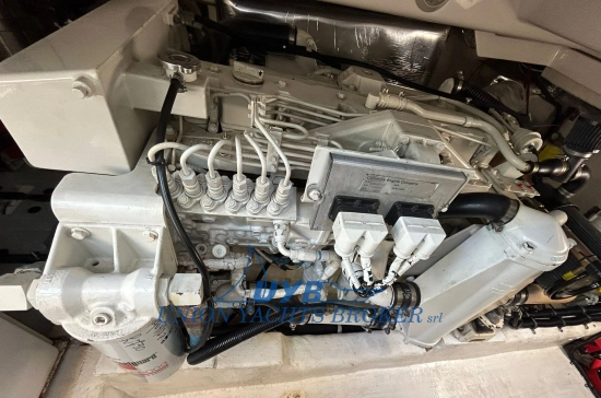 Riviera 4000 Offshore usata in vendita