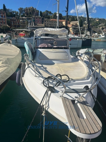 Marinello 26 Cabin usata in vendita