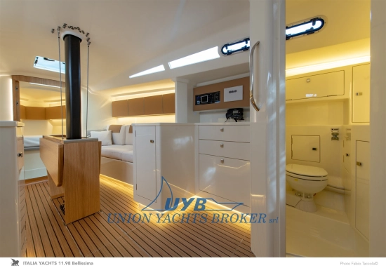 Italia Yachts 11.98 nuova in vendita