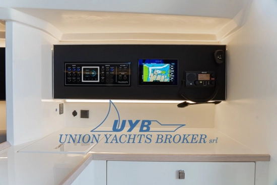 Italia Yachts 11.98 nuova in vendita