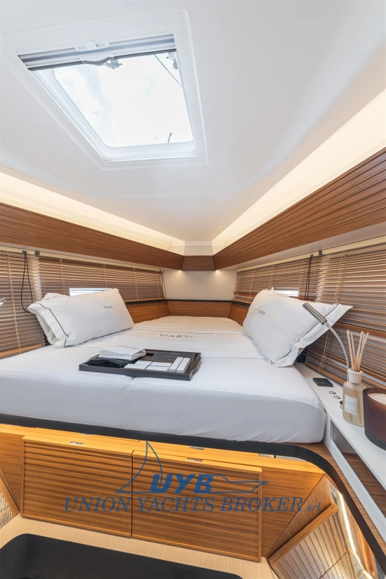 Italia Yachts 12.98 nuova in vendita