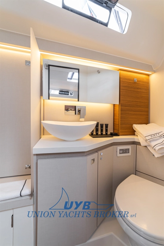 Italia Yachts 12.98 nuova in vendita