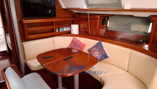 Beneteau Oceanis 411 usado à venda