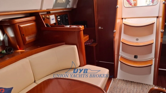 Beneteau Oceanis 411 usado à venda