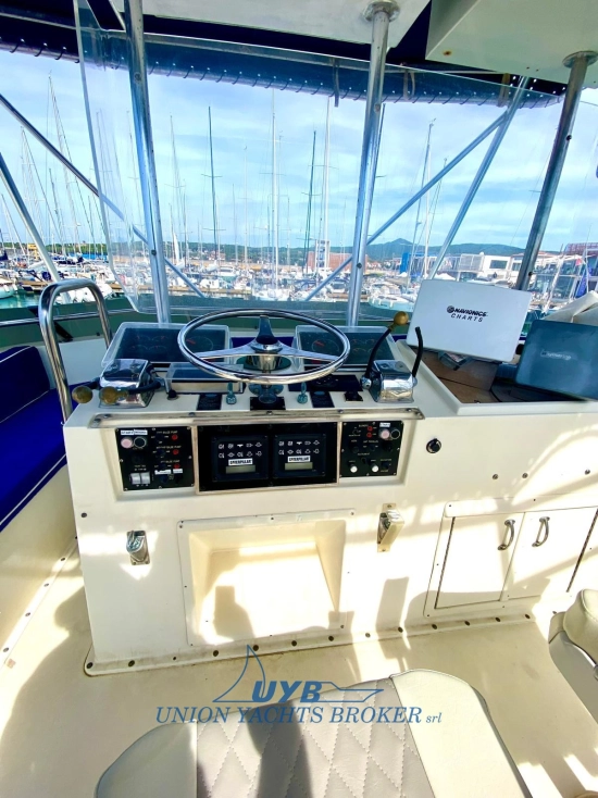 Hatteras Yachts 41 Convertible de segunda mano en venta