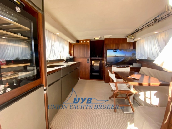Hatteras Yachts 41 Convertible de segunda mano en venta