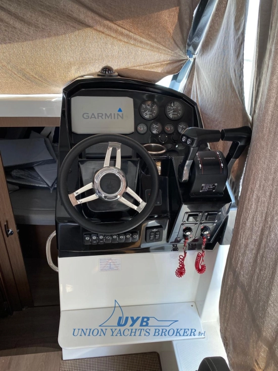 Jeanneau Merry Fisher 895 Offshore usado à venda