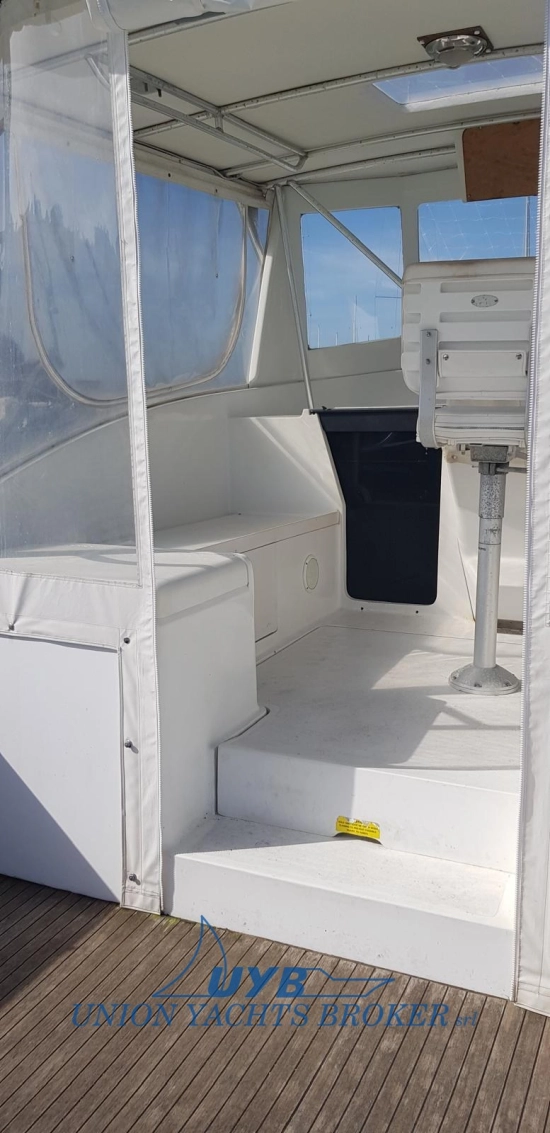 Luhrs T 290 WA usata in vendita
