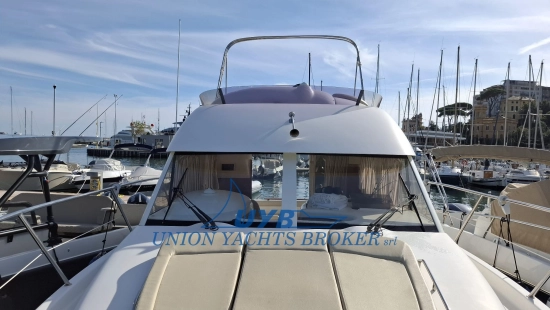 Jeanneau Prestige 32 Fly usata in vendita