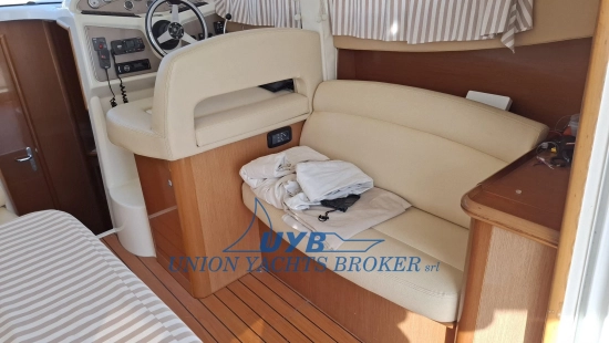 Jeanneau Prestige 32 Fly usata in vendita