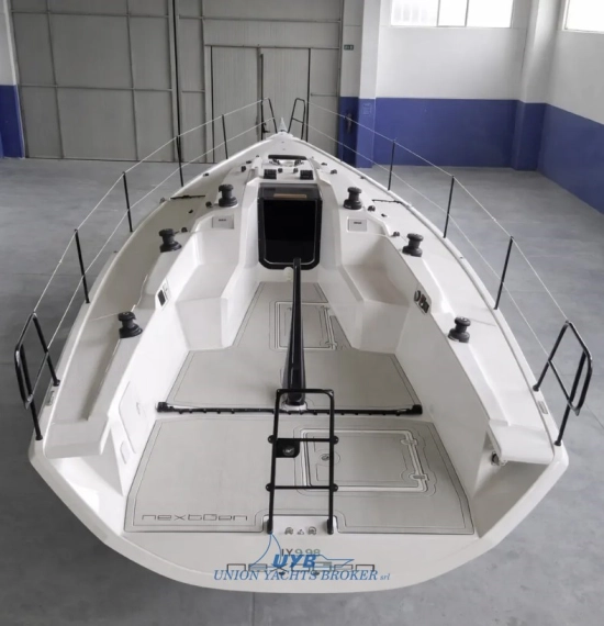Italia Yachts IY 9.98 NEXTGEN nuova in vendita