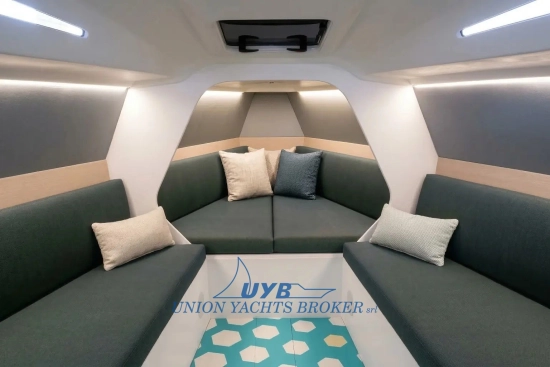 Italia Yachts IY 9.98 NEXTGEN nuova in vendita