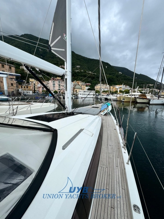 Jeanneau 65 usata in vendita