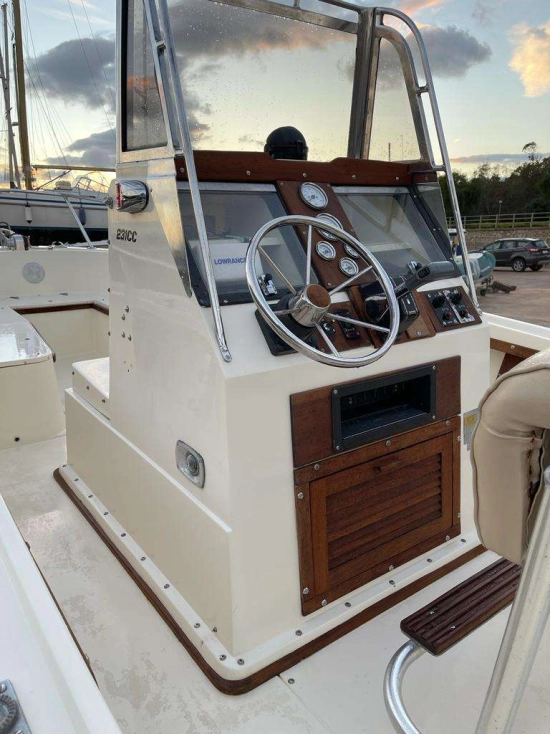 Mako Marine 230 usata in vendita