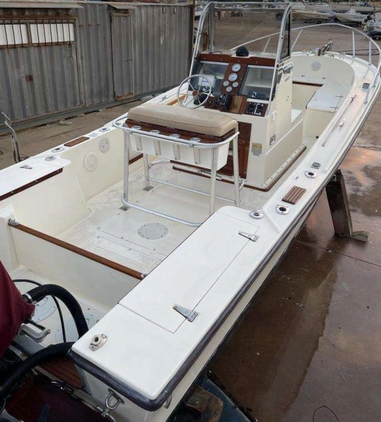 Mako Marine 230 usata in vendita