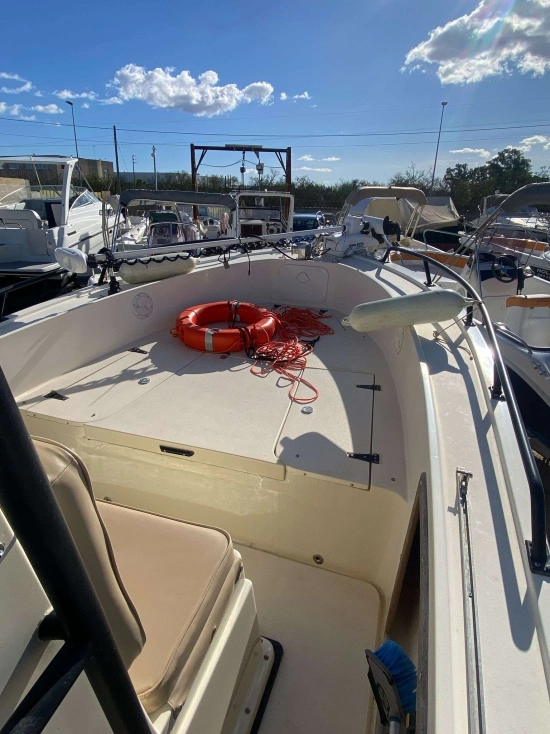Mako Marine 230 usata in vendita