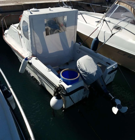 Custom 560 CRUISER usata in vendita