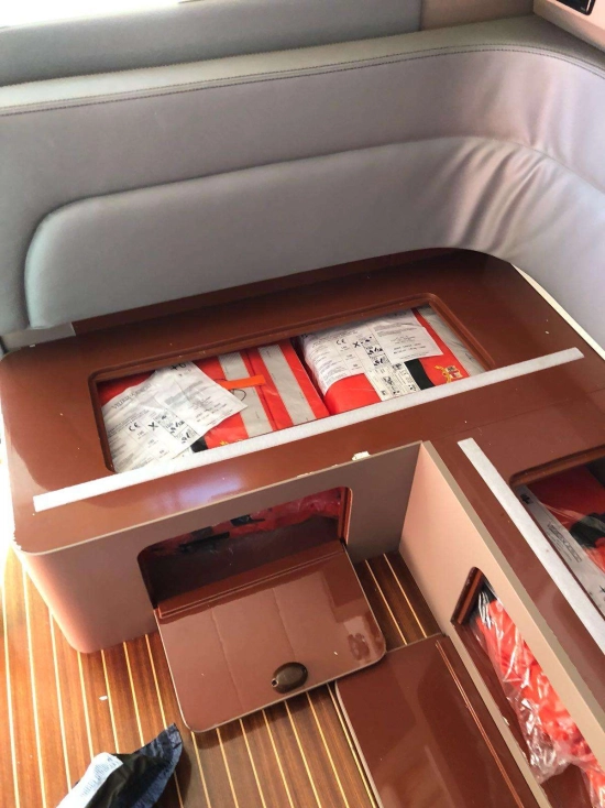 CANTIERI NAVALI DI LIVORNO SPACE 36 de segunda mano en venta