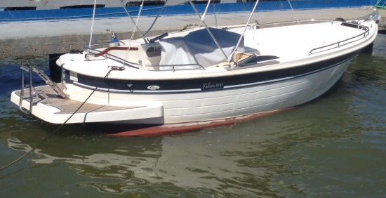 NAVALPLASTICA FELUCA 600 usado à venda