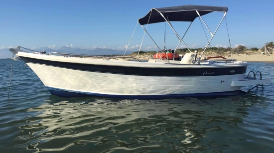 NAVALPLASTICA FELUCA 600 usado à venda