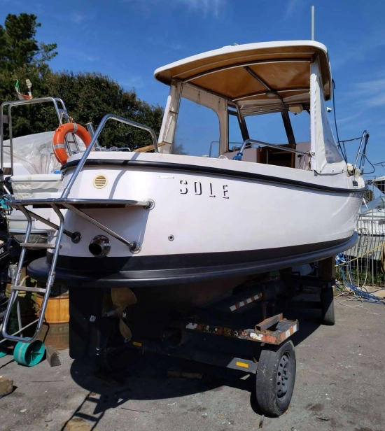 CANTIERE GAVAZZI NOSTROMO 21 usata in vendita