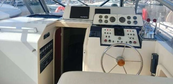 Cayman Yachts 30 WA usata in vendita