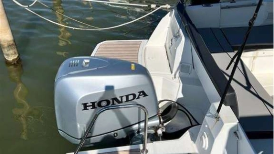 Jeanneau Merry Fisher 795 de segunda mano en venta