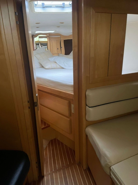 Hatteras Yachts 39 CONVERTIBLE de segunda mano en venta