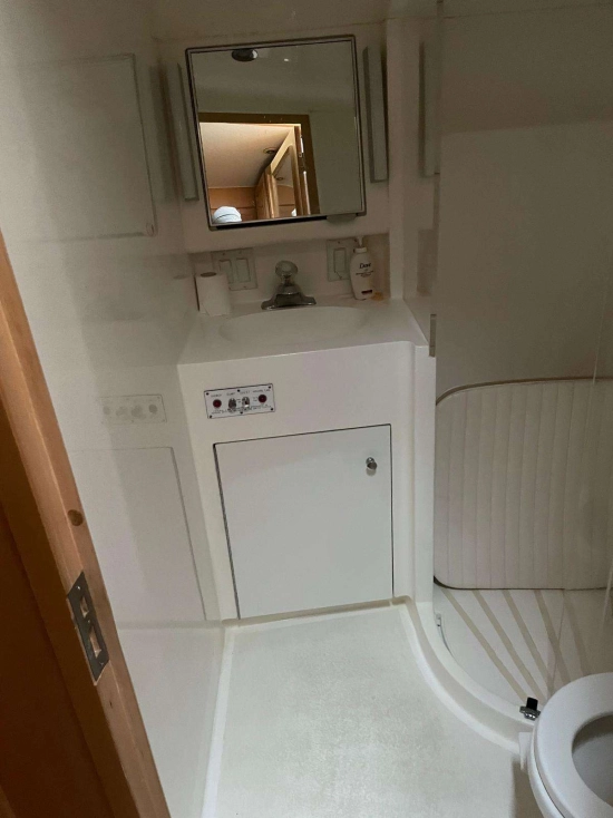 Hatteras Yachts 39 CONVERTIBLE de segunda mano en venta