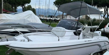 Ranieri NEXT 220 SH usata in vendita