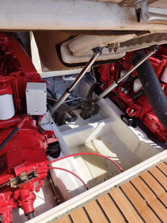 Cayman Yachts 30 FLY usata in vendita