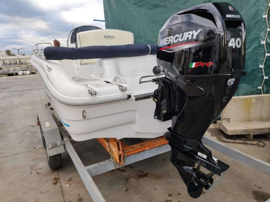 Ranieri 17 SHARK de segunda mano en venta