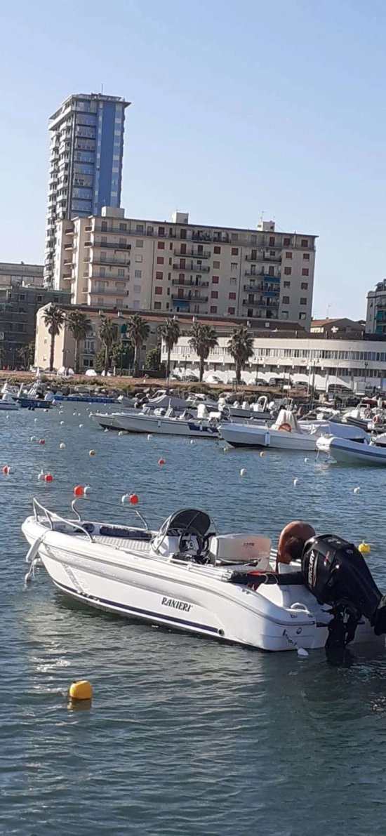 Ranieri 17 SHARK de segunda mano en venta