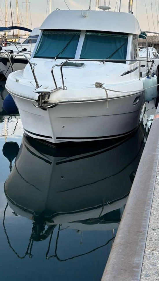 Jeanneau Merry Fisher 805 usado à venda
