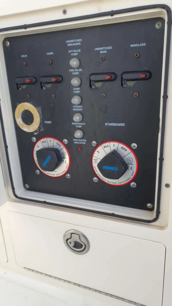 Boston Whaler CONQUEST 305 de segunda mano en venta