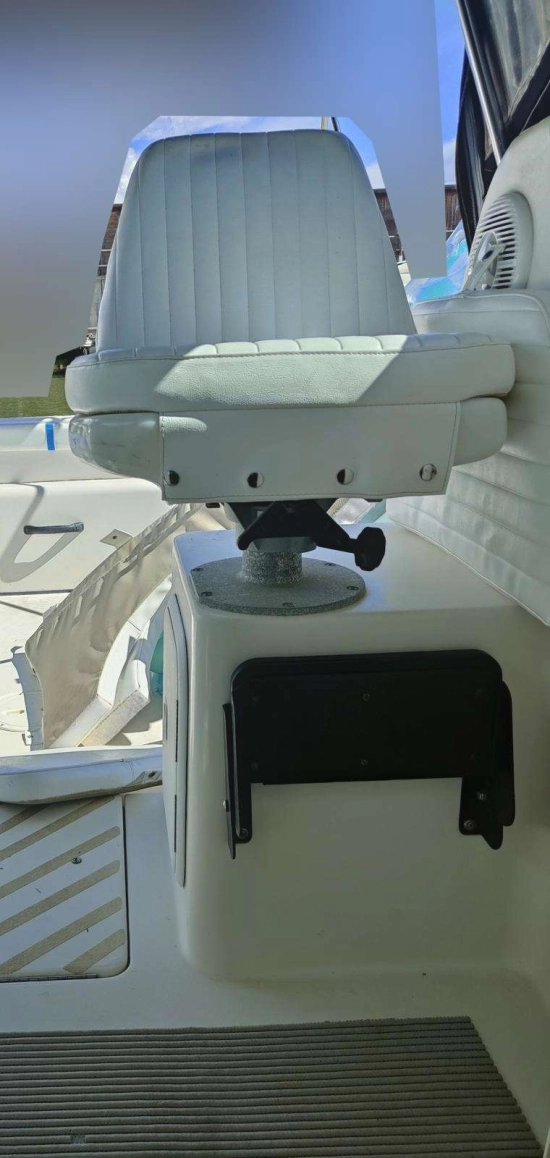 SEASWIRL 2601 STRIPER WA de segunda mano en venta