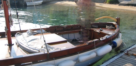 Custom IN LEGNO A VELA LATINA usata in vendita