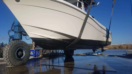 STRIPER 2605 CC usado à venda