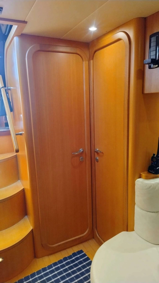 Uniesse 48 OPEN usata in vendita