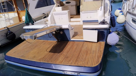 Uniesse 48 OPEN usata in vendita