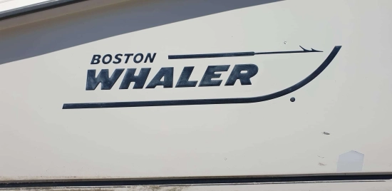 Boston Whaler OUTRAGE 320 de segunda mano en venta
