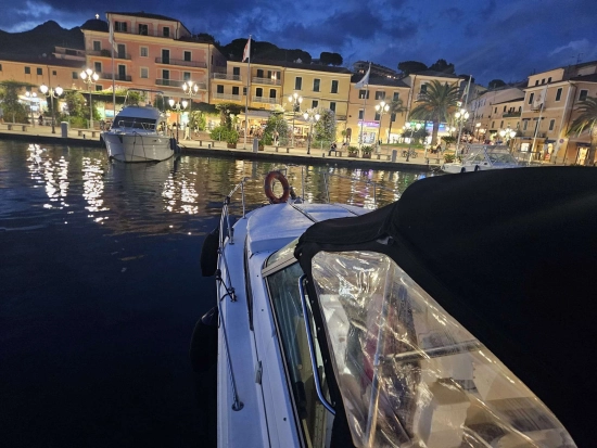 Sea Ray Sundancer 290 usata in vendita