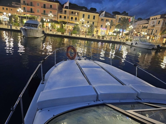Sea Ray Sundancer 290 usata in vendita